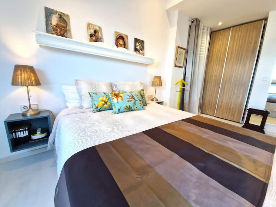 Apartamento Deluxe Vistas Al Mar Burela Eksteriør billede